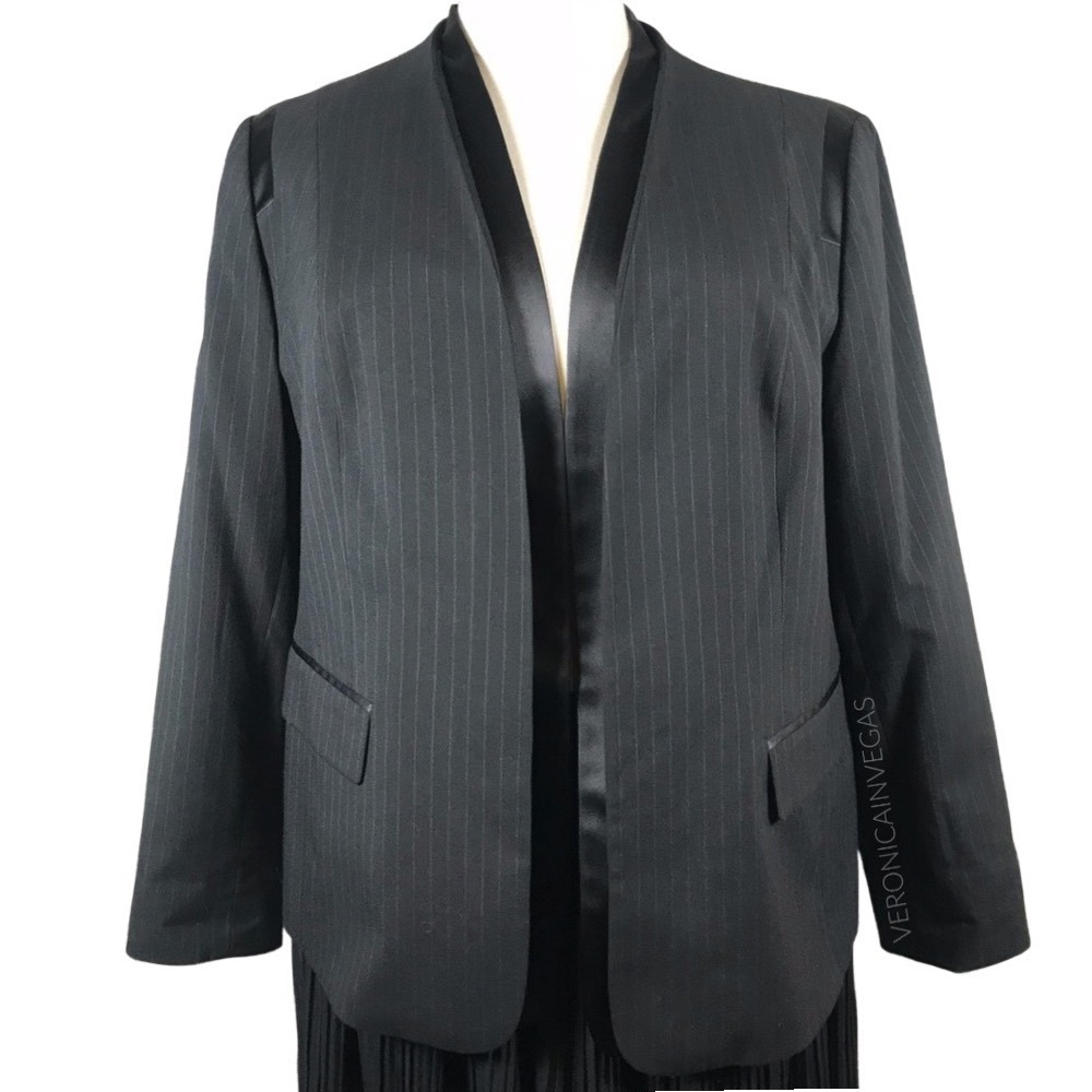 Plus Size Jones New York Black Pinstripe Collarless Blazer Size‎ 20